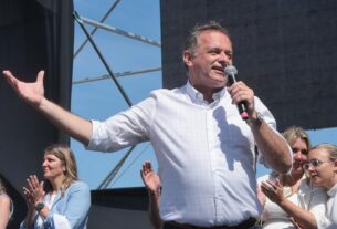 Orsi y Delgado optarán a la Presidencia de Uruguay en segunda vuelta