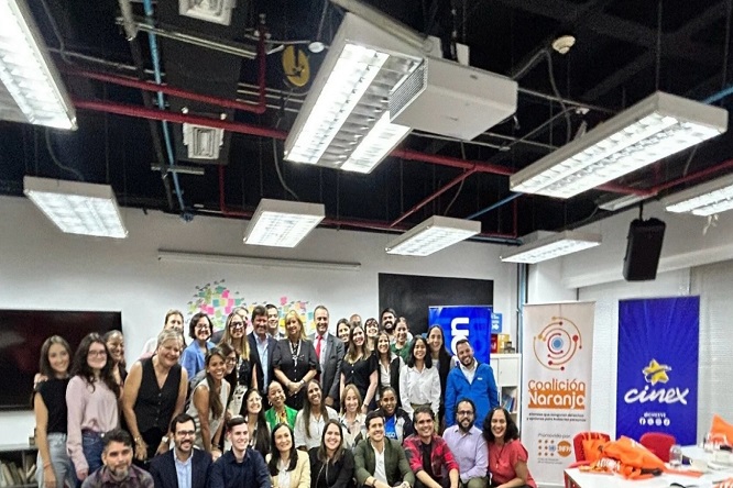 Santiago Otero - Evenpro, Venezuela Sin Límites y UNFPA presentan ‘Guía Para Conversaciones Difíciles’ - FOTO