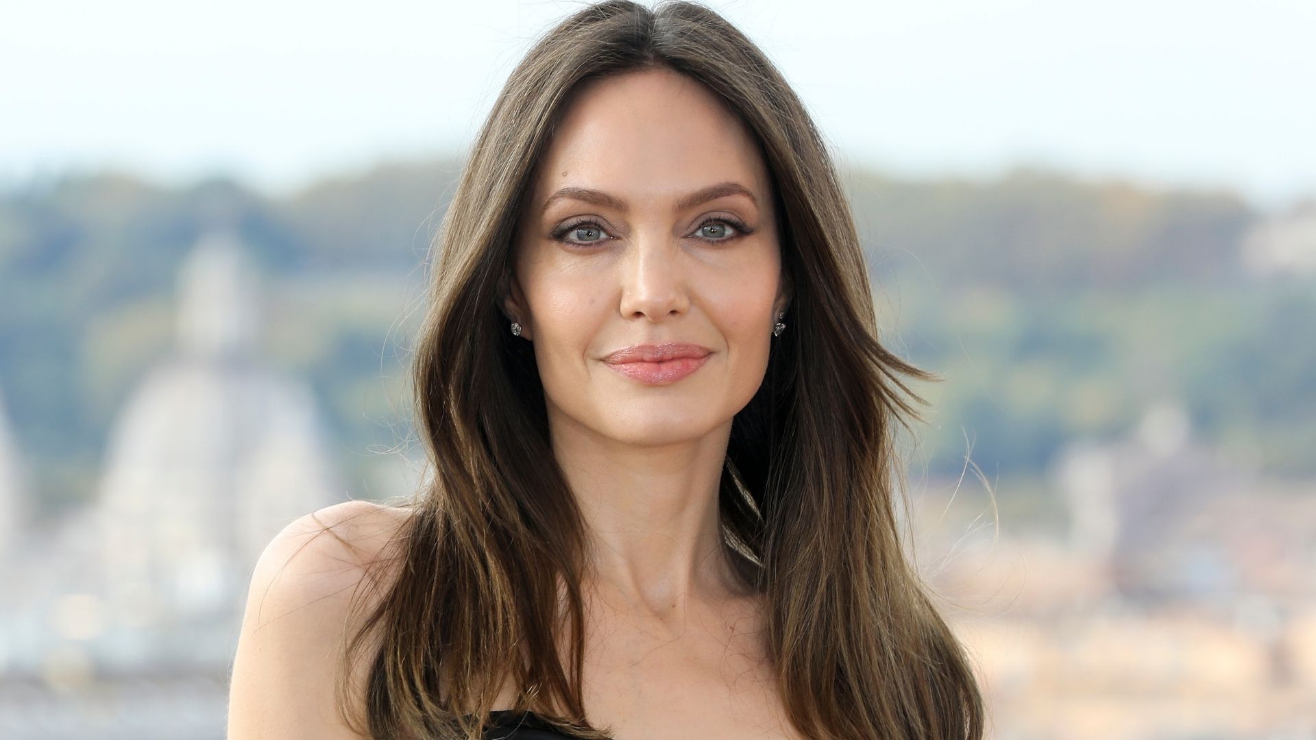 Angelina Jolie protagonizará la próxima película de Alice Winocour