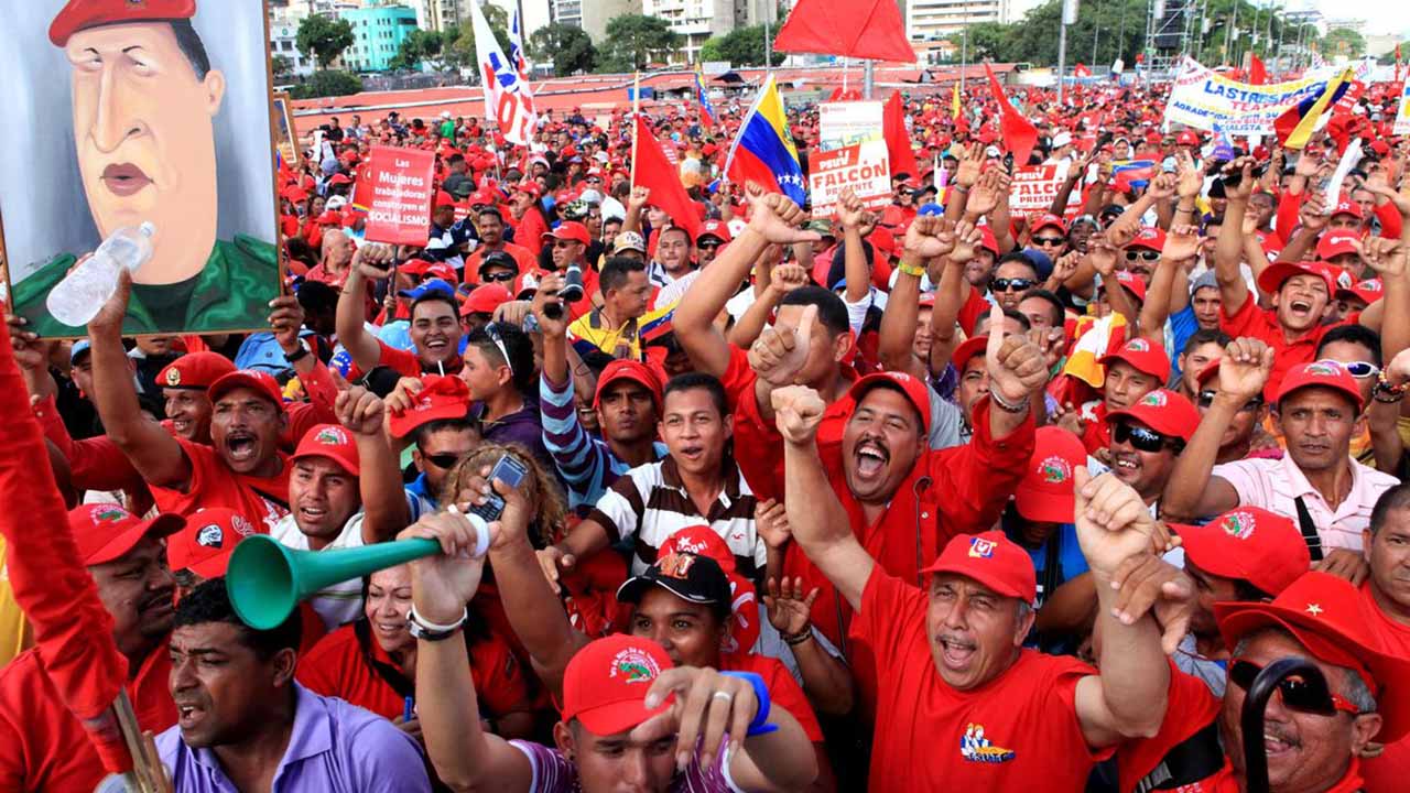 La movilización fue convocada por el mandatario Nicolás Maduro a través de su cuenta en la red social Twitter