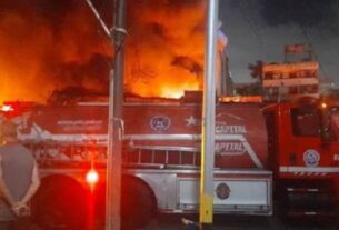 Incendio en galpón de Catia deja 7 personas afectadas por inhalación de humo