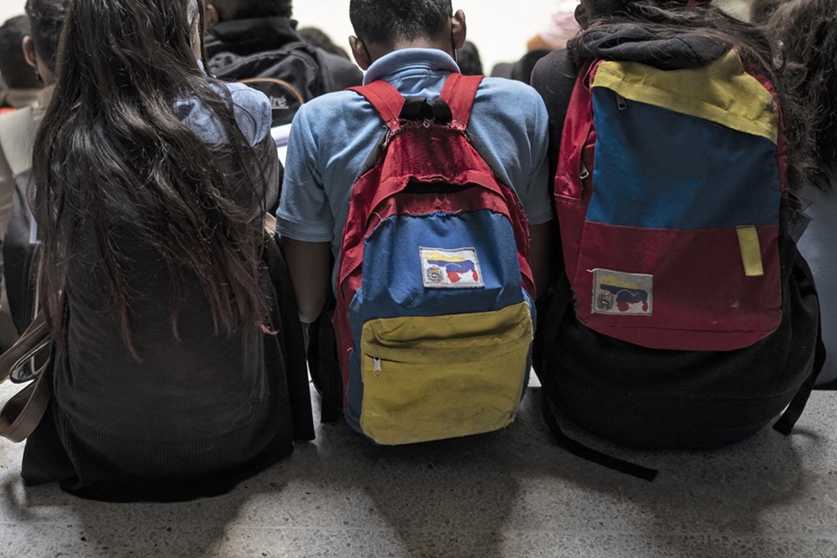 Suben a siete los casos de intoxicaciones masivas en Venezuela