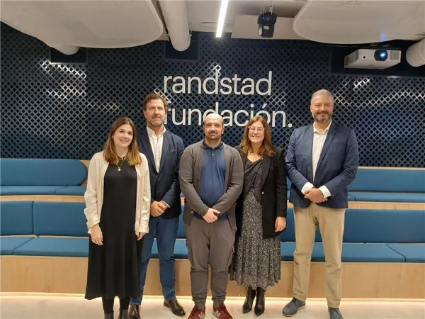 ¿Cómo generar empleo para las personas con discapacidad mediante la digitalización?