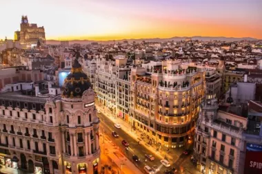 Madrid amplía el plazo de aviso para vehículos sin etiqueta ambiental en las ZBE