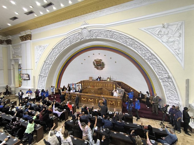 AN anuncia «al menos» nueve elecciones para 2025 en el país