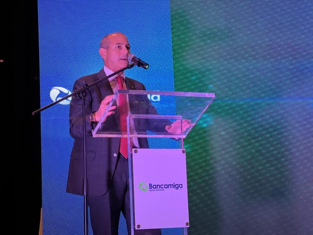 Imagen referencial A Balance RSE 2024 JSE Presidente de la institucion