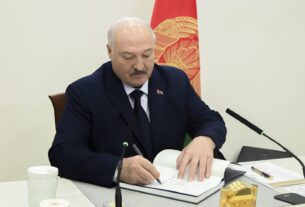 Maduro felicita a Lukashenko por su «victoria» en las presidenciales de Bielorrusia