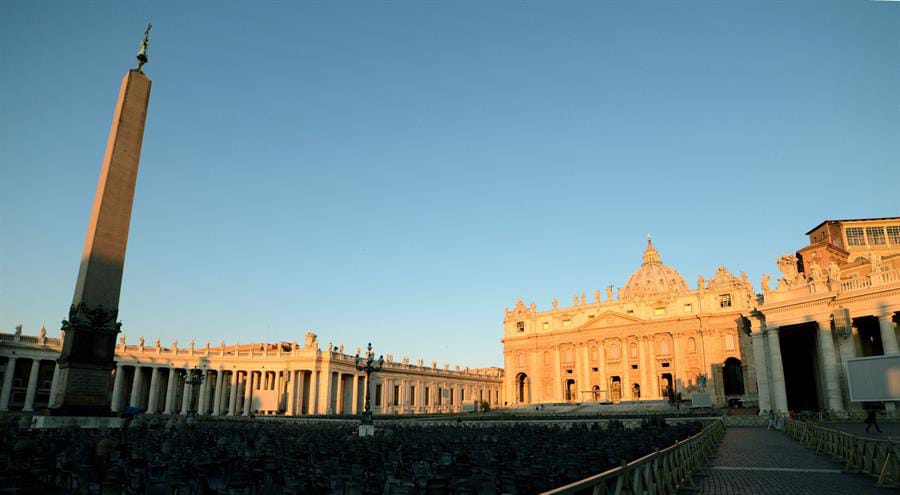 Vaticano publica texto sobre IA y advierte que está en manos de pocas empresas
