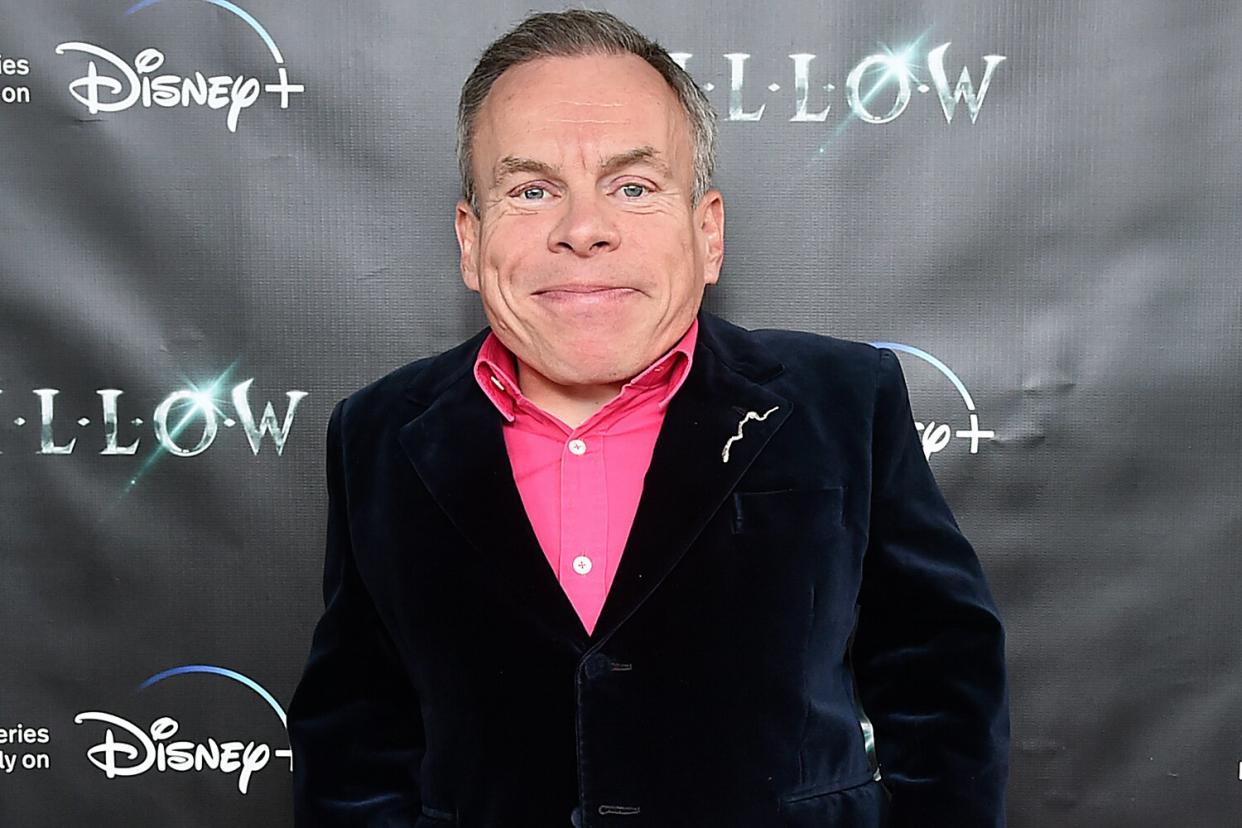 Warwick Davis recibirá el BAFTA de Honor 2025