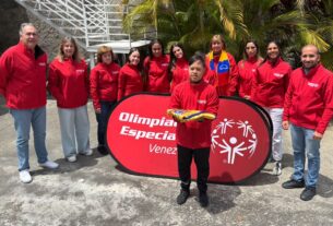 Abanderamiento de atletas a Torino