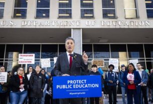 Departamento de Educación en EEUU cierra temporalmente