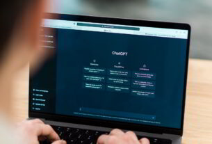 Qué datos almacena una cuenta de ChatGPT ¿Hay riesgos de privacidad?