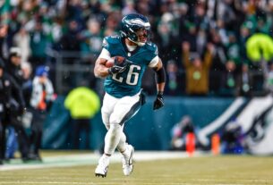 Saquon Barkley firmó contrato récord con los Eagles