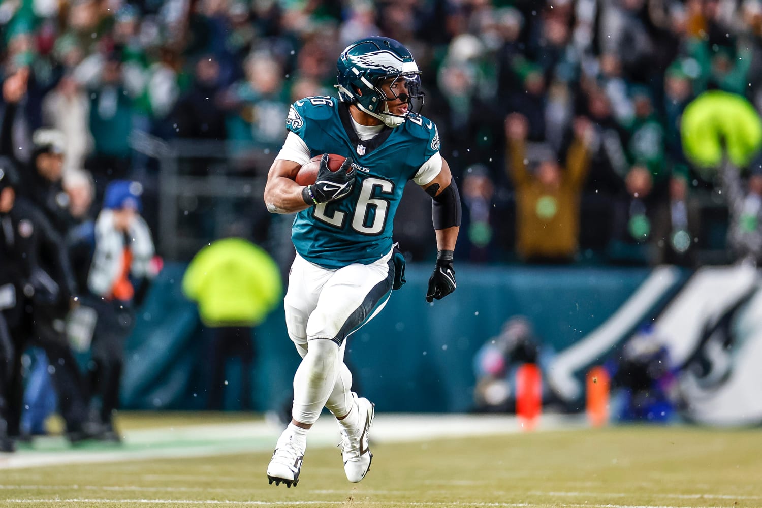 Saquon Barkley firmó contrato récord con los Eagles