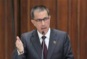 Jorge Arreaza confirma 8.146 libertades plenas tras cinco semanas de la Ley de Amnistía