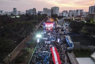Avanzan las elecciones generales en Perú con 27 millones de votantes, 35 candidatos presidenciales y 487 observadores