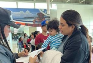 Llegaron 190 migrantes en un vuelo de repatriación proveniente de EEUU