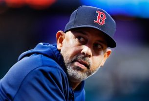 Alex Cora - MLB