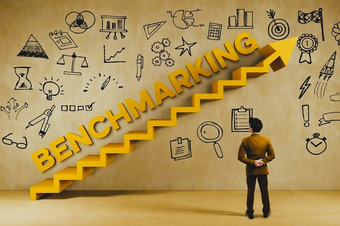 Rafael Núñez Aponte - Benchmarking; El termómetro estratégico para liderar el mercado digital - FOTO