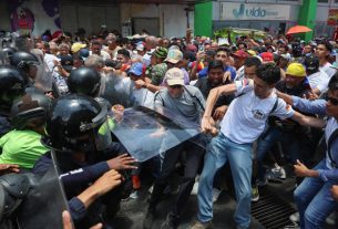 PNB reprime a los trabajadores y pensionados