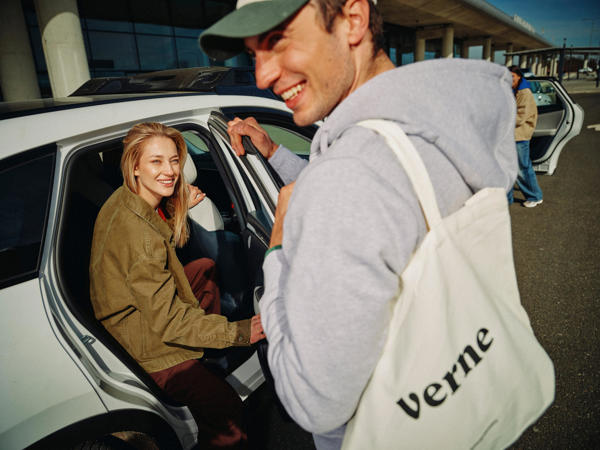 Verne lanza en Zagreb el primer servicio de robotaxi de Europa