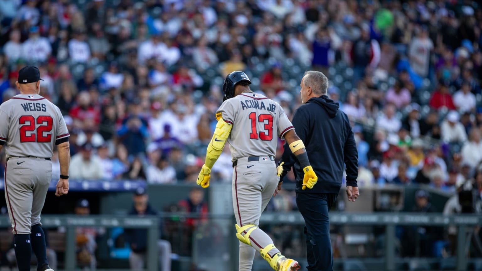 Acuña Jr. ingresa a la lista de lesionados de 10 días