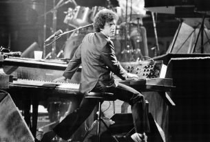 Billy Joel arremete contra su película biográfica no autorizada