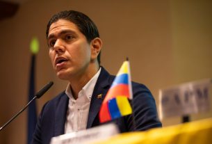Lester Toledo regresa a Venezuela a "buscar justicia" tras diez años en el exilio