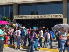 Ministerio de Educación califica de "incomprensible" el llamado a paro nacional