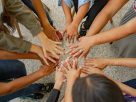 Cuando la tierra habla: ¿Estamos preparados para escucharla? Plantean y preguntan los psicólogos Gessen