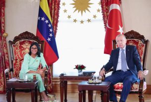 Delcy Rodríguez y Recep Tayyip Erdoğan