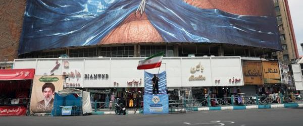 Irán paraliza las negociaciones con EE.UU. por los ataques en Líbano, según un medio iraní