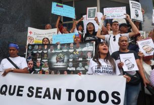 Familiares de presos politicos