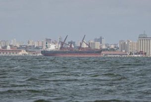 Repsol firma un acuerdo con Venezuela para explorar una nueva zona petrolífera en el país