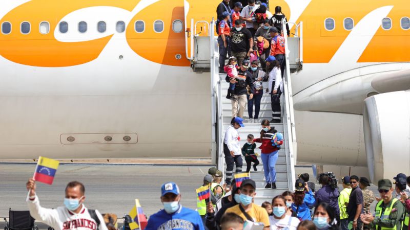 Retornan al país 133 venezolanos repatriados desde EEUU