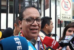Sánchez pide a Fujimori que ambos soliciten una revisión total de la votación en Perú