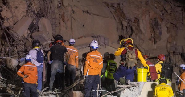 Suben a 106 los españoles desaparecidos en Venezuela y localizados 14 bajo los escombros