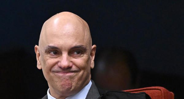 El Tribunal Supremo condena a Eduardo Bolsonaro a cuatro años de cárcel por coacciones
