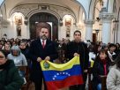 Cientos de venezolanos en Buenos Aires se reúnen en misa por víctimas de terremotos
