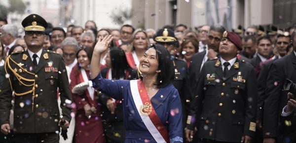 Fujimori inicia su mandato en Perú enfocada en combatir el crimen y reducir desigualdades