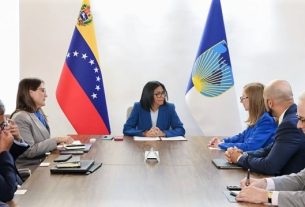 Presidenta encargada se reunió y conversó con directivos del Banco Interamericano de Desarrollo