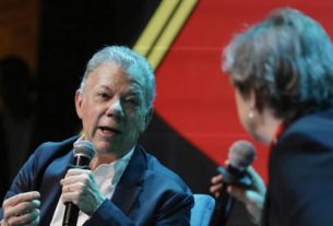 Santos insta a De la Espriella a implementar el acuerdo de paz y no "perder el tiempo"