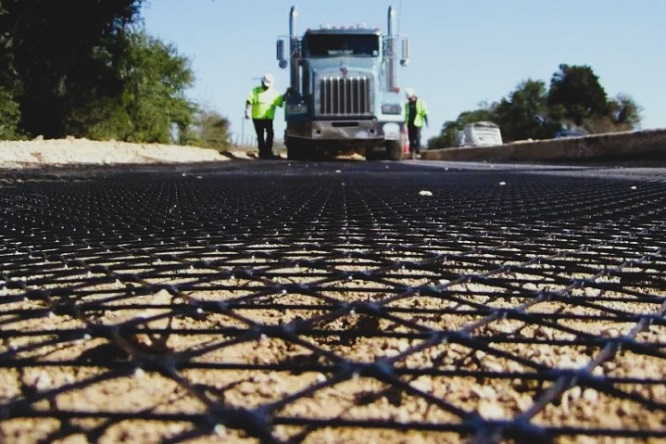 Construcciones Yamaro - Polímeros y geotextiles ¡El futuro de la infraestructura! - FOTO