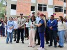 Gobierno venezolano entrega más de 80 nuevas viviendas a afectados del terremoto