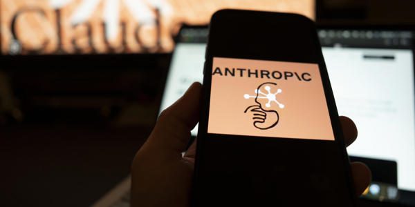 Un informe británico advierte de comportamientos autónomos y engañosos de modelos de inteligencia artificial
