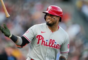 Luis Arráez - MLB