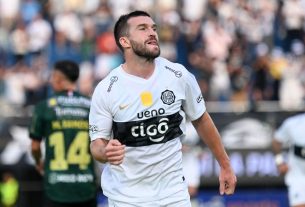 Tim Payne debuta con gol en la victoria de Olimpia